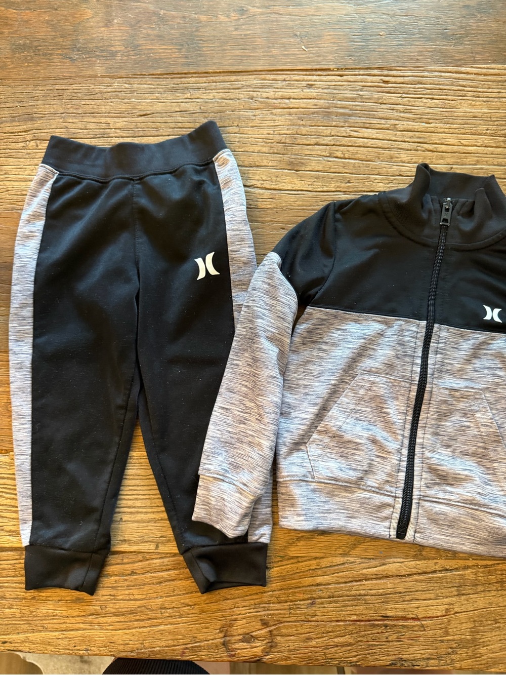 Hurley Kids Jogger Set 2T